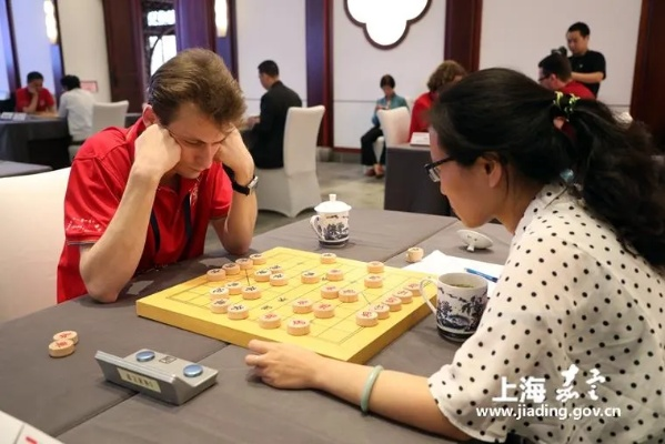 中国象棋国际比赛盛况空前（看看这些大神是如何下棋的）-第2张图片-www.211178.com_果博福布斯